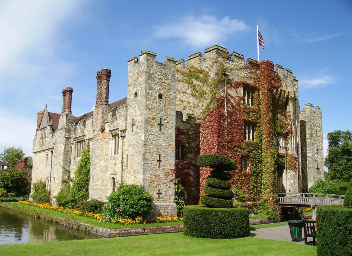 Hever Castle & Gardens