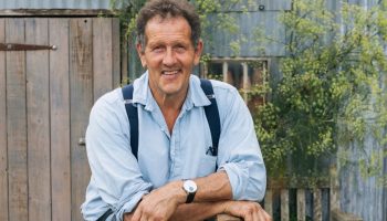 Monty Don fra Gardeners' World deler en enkel farveregel, han bruger, når han anlægger en have