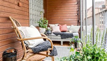 Let og afslappet: sådan får du den skandinaviske look på altanen