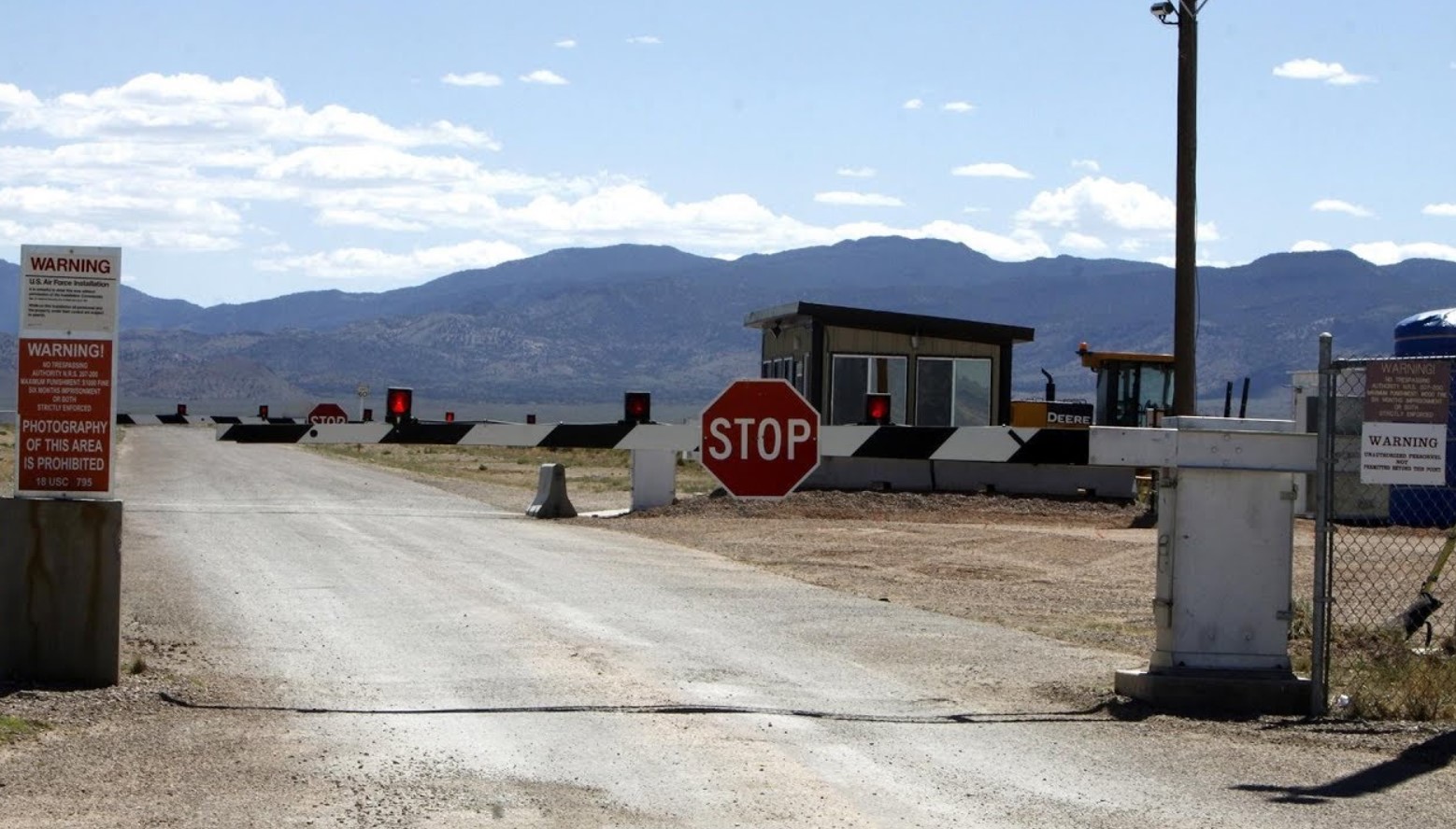 Area 51-medarbejdere 'dræbt af usynlig fjende' mens de arbejdede på tophemmelige projekter