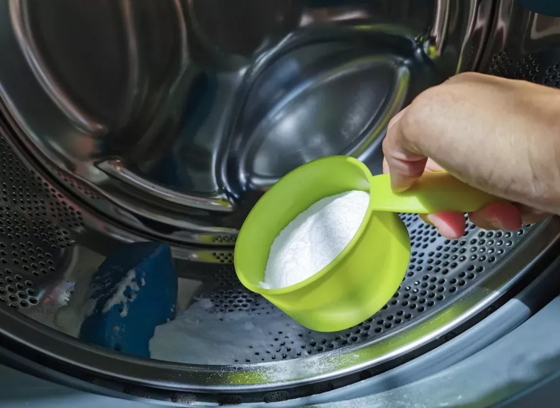 Sådan sparer du på vaskepulveret uden at gå på kompromis med kvaliteten: metoden med bagepulver
