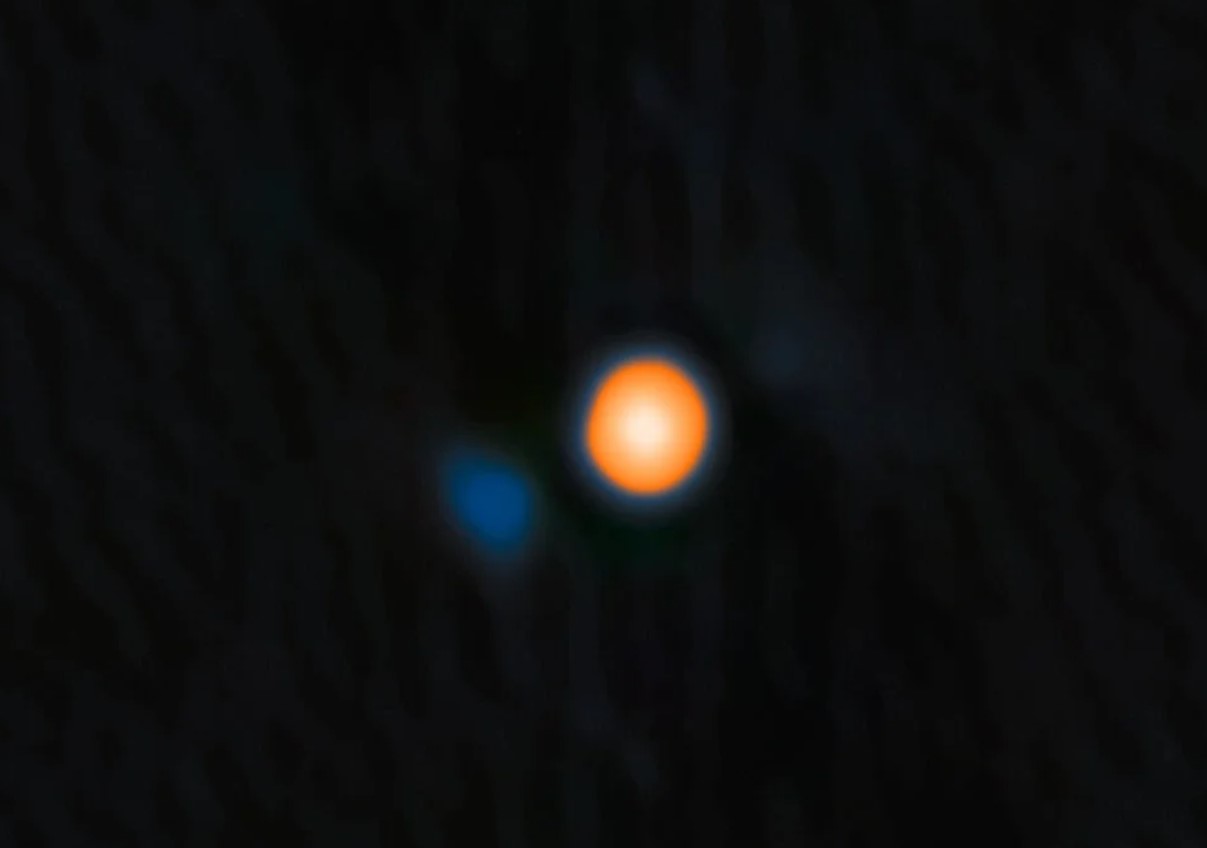 Astronomer deler det bedste bevis nogensinde på, at Betelgeuse har en hemmelig ledsagerstjerne – og de har givet den kælenavnet 'hendes armbånd'