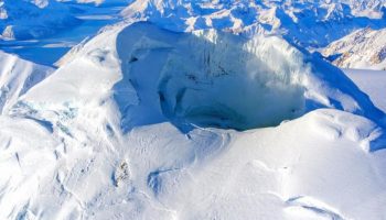 Tavshed bedrager: mens alle sover, opbygges der energi dybt inde i Alaska, som vil ødelægge en hel region