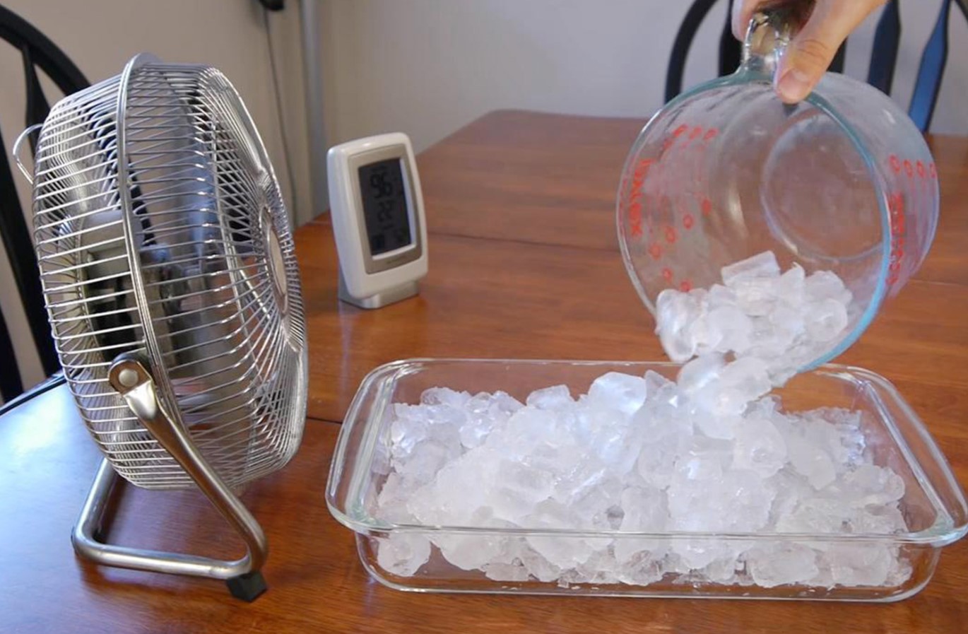 Det eneste trick, der hjælper dig med hurtigt at afkøle din lejlighed i varmen uden klimaanlæg
