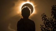 Verden vil blive mørklagt i august – hvor kan man se det længste solformørkelse i århundredet