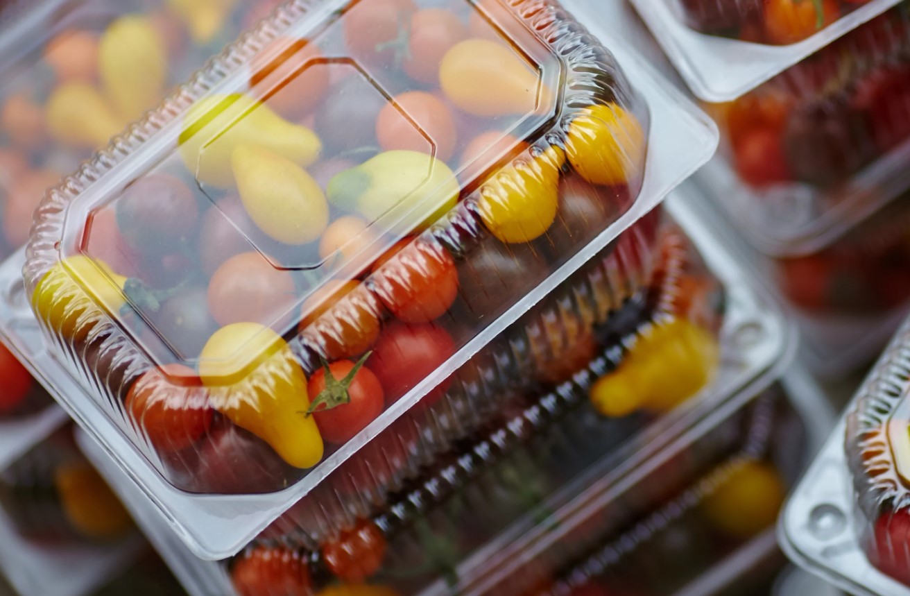 Din mademballage udleder mikroplast til alle måltider, viser undersøgelse