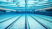 Er vand i swimmingpoolen skadeligt? Dermatolog advarer om konsekvenserne