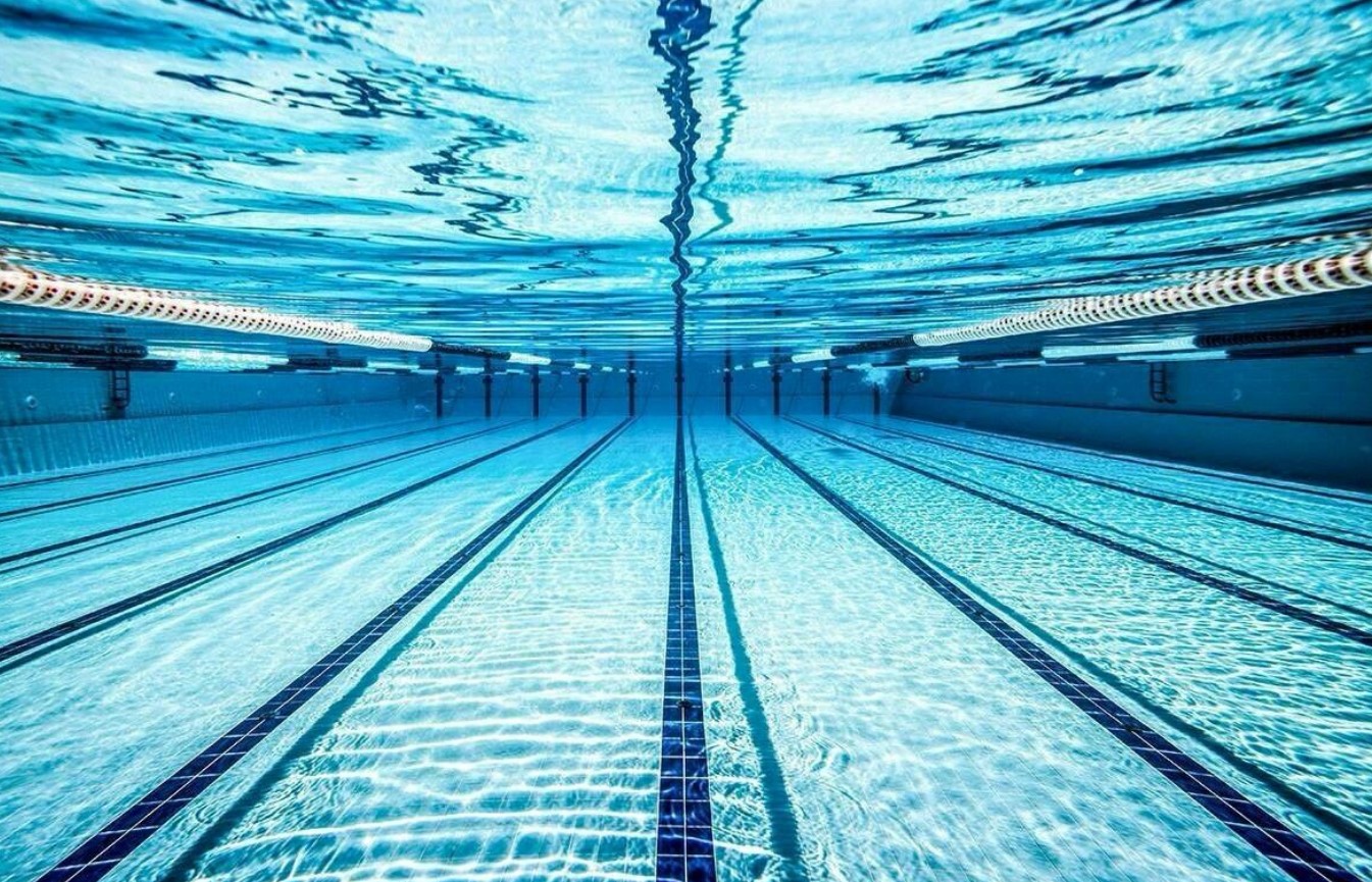 Er vand i swimmingpoolen skadeligt? Dermatolog advarer om konsekvenserne