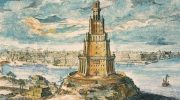 Efter 700 år har man bjærget en del af et af de syv vidundere fra den antikke verden fra havets bund.