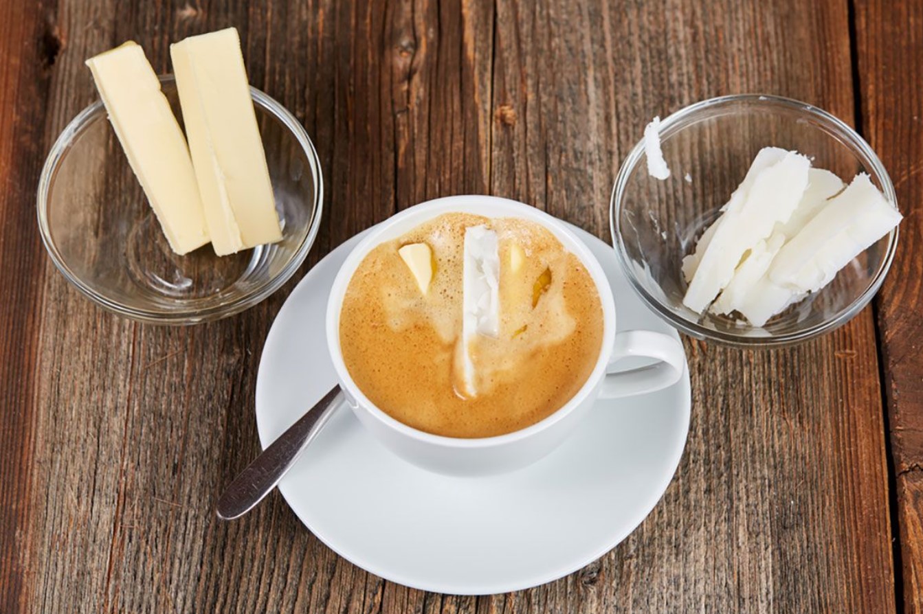 Skudsikker kaffe: hvordan to skefulde smør kan ændre din morgen
