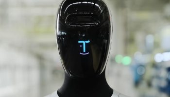 I Kina har man præsenteret en robot, der kan arbejde selvstændigt 24/7 (video)