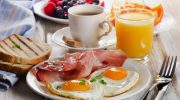 Hvorfor man ikke må springe morgenmaden over: hvordan det første måltid styrer appetitten