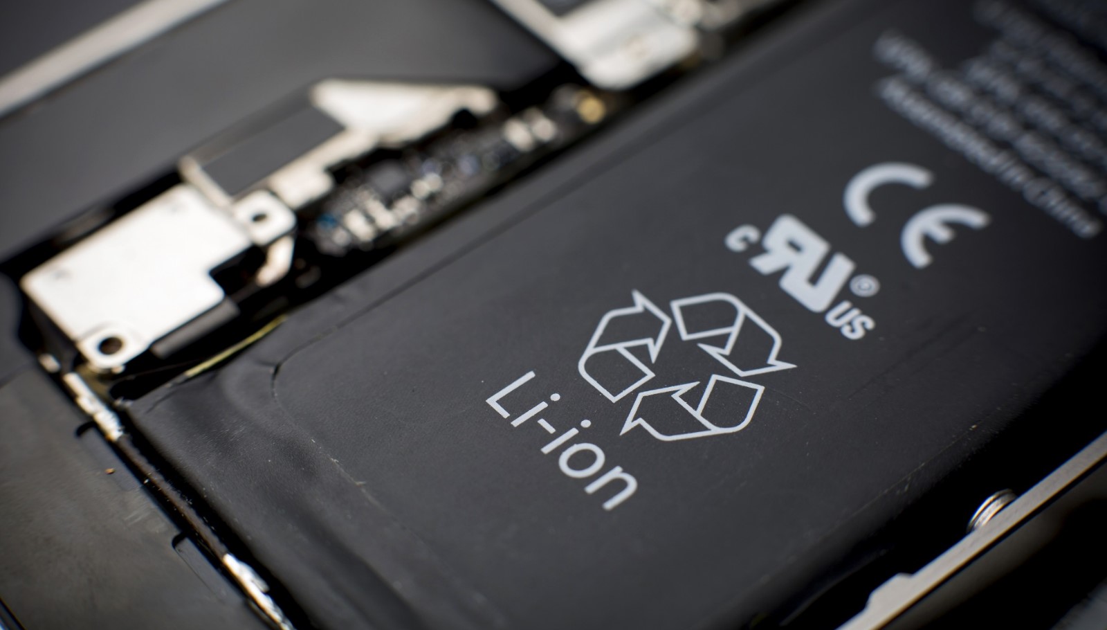 Hvorfor batteriet på din nye smartphone hurtigt løber tør: de første indstillinger, som ofte overses