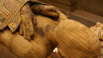 Forskere overrasket over lugten af egyptiske mumier