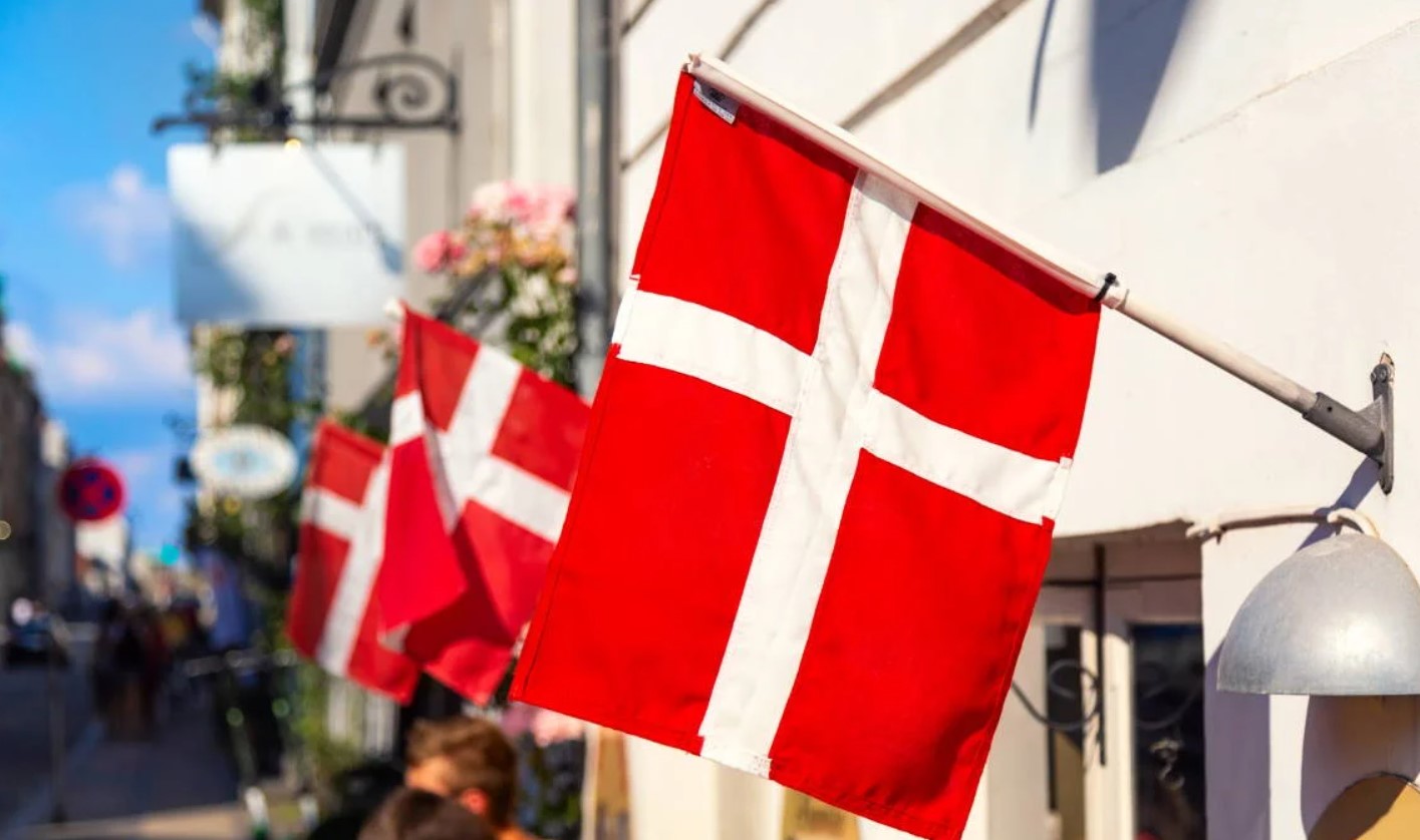 Hvor meget vil en familie med to børn, der bor i et hus, modtage: de vigtigste punkter i Danmarks budget for 2026