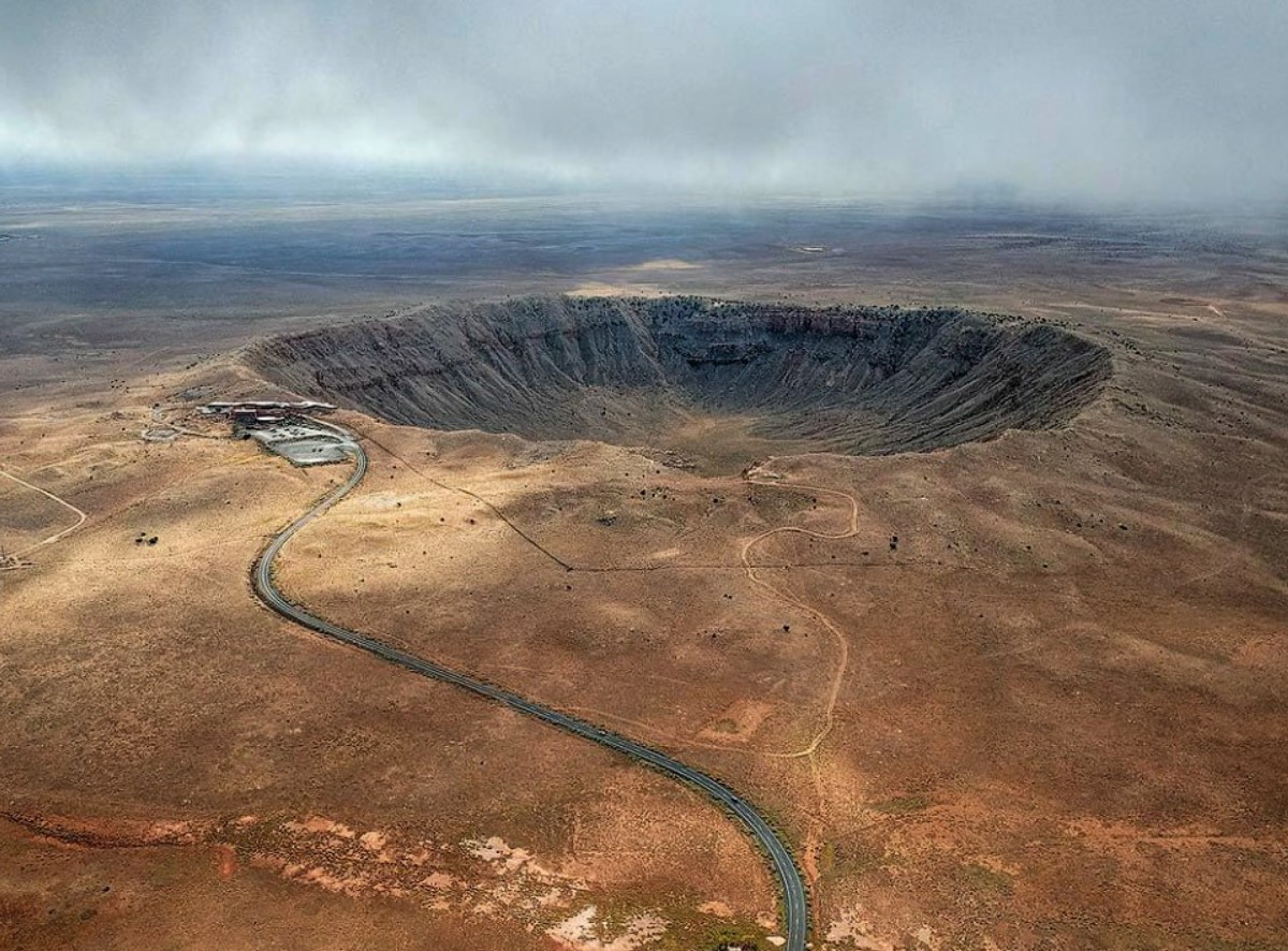 Det største og bedst bevarede meteoritkrater på planeten. Hvad ved vi om det?