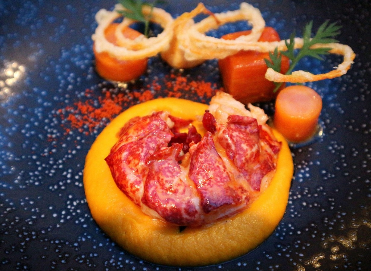 Hummer koges levende: klimaforandringerne ændrer menuen, og denne gang er det ikke mennesker, der fungerer som kokke.